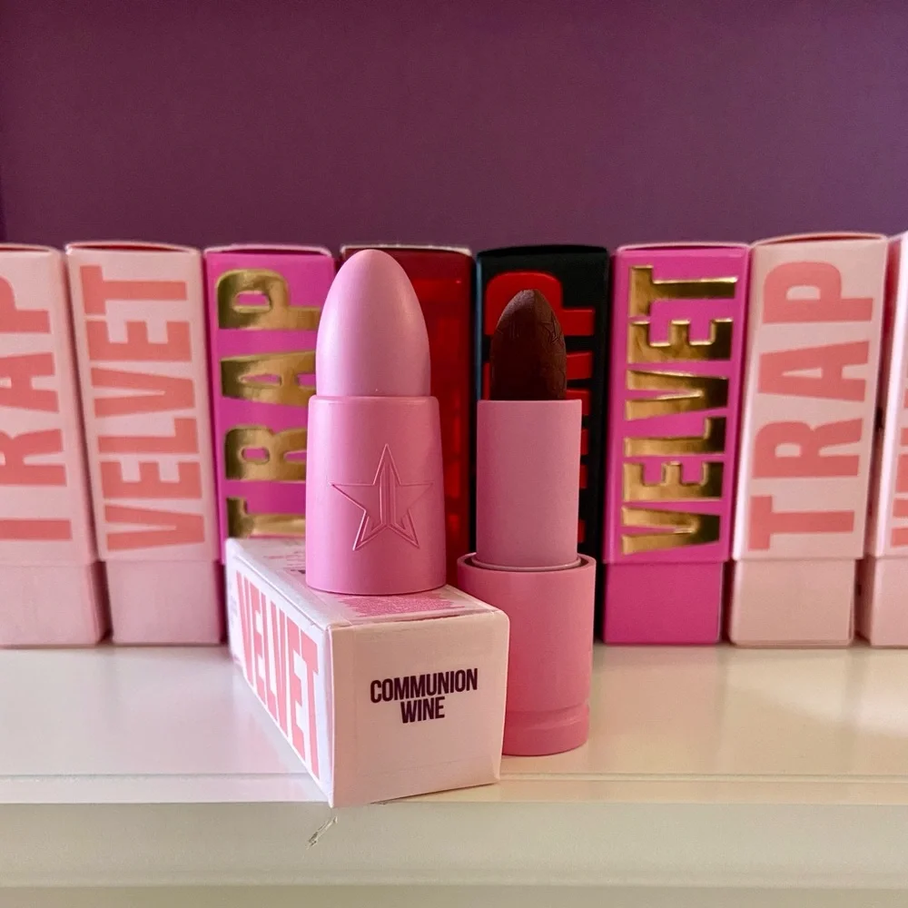 💎 Jeffree Star Velvet Trap Lipstick  ~ Communion Wine New In Box Full-Size